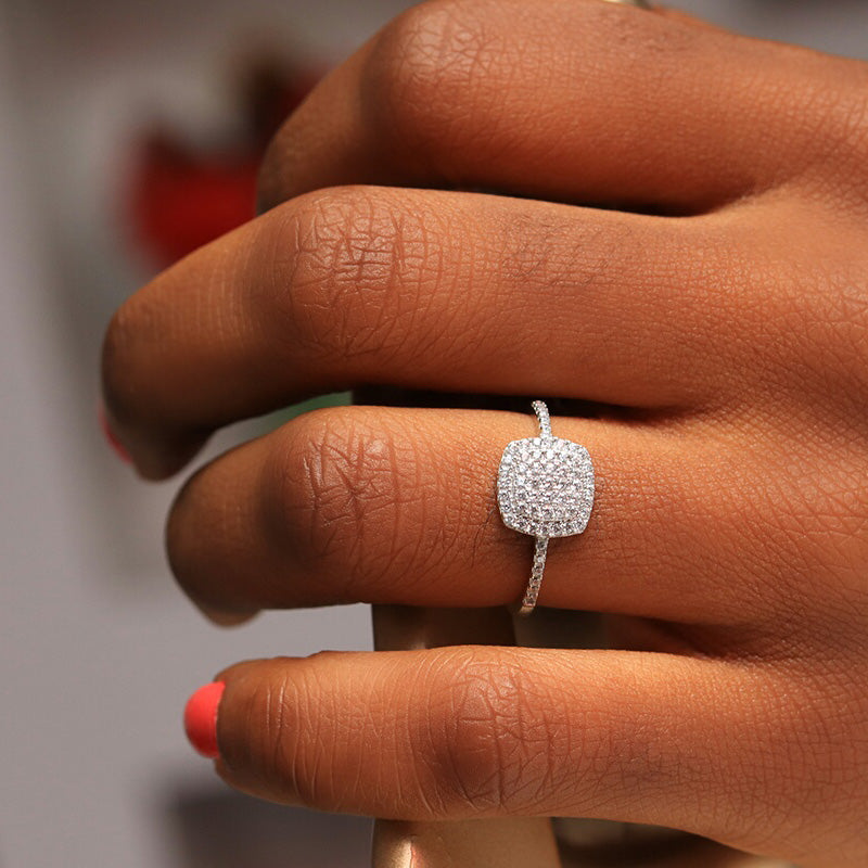 Gold Engagement Ring - 01CG36