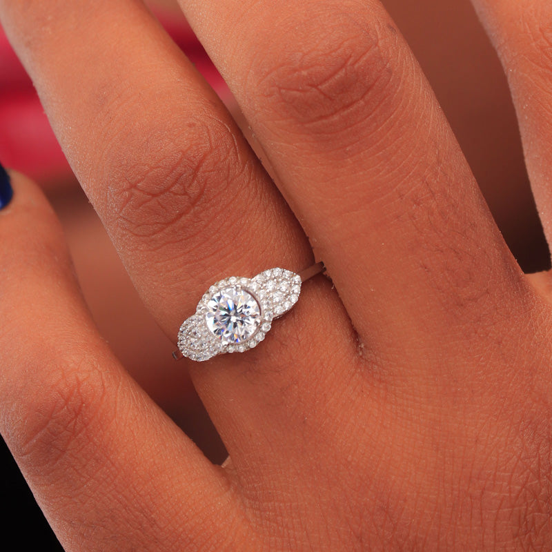 Gold Engagement Ring - 01CG43