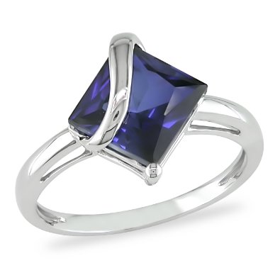 Sapphire Engagement Ring