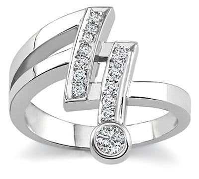 GOLD ENGAGEMENT RING