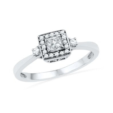 10KT White Gold Princess And Round Diamond Ring - 17GG69