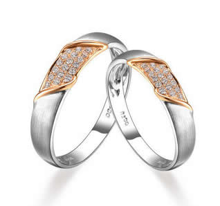 18K Gold Wedding Band - 20GG04