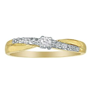 GOLD/DIAMOND ENGAGEMENT RING